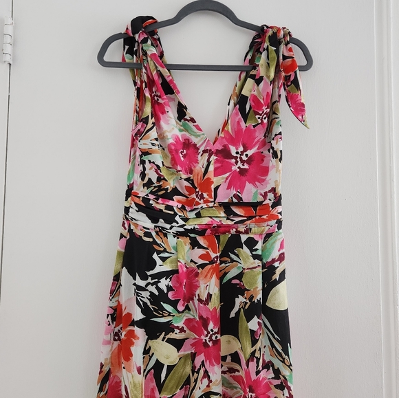 ZARA FLORAL JUMPSUIT SIZE S - Picture 16 of 16